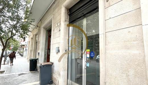 Negozio in affitto a Andria